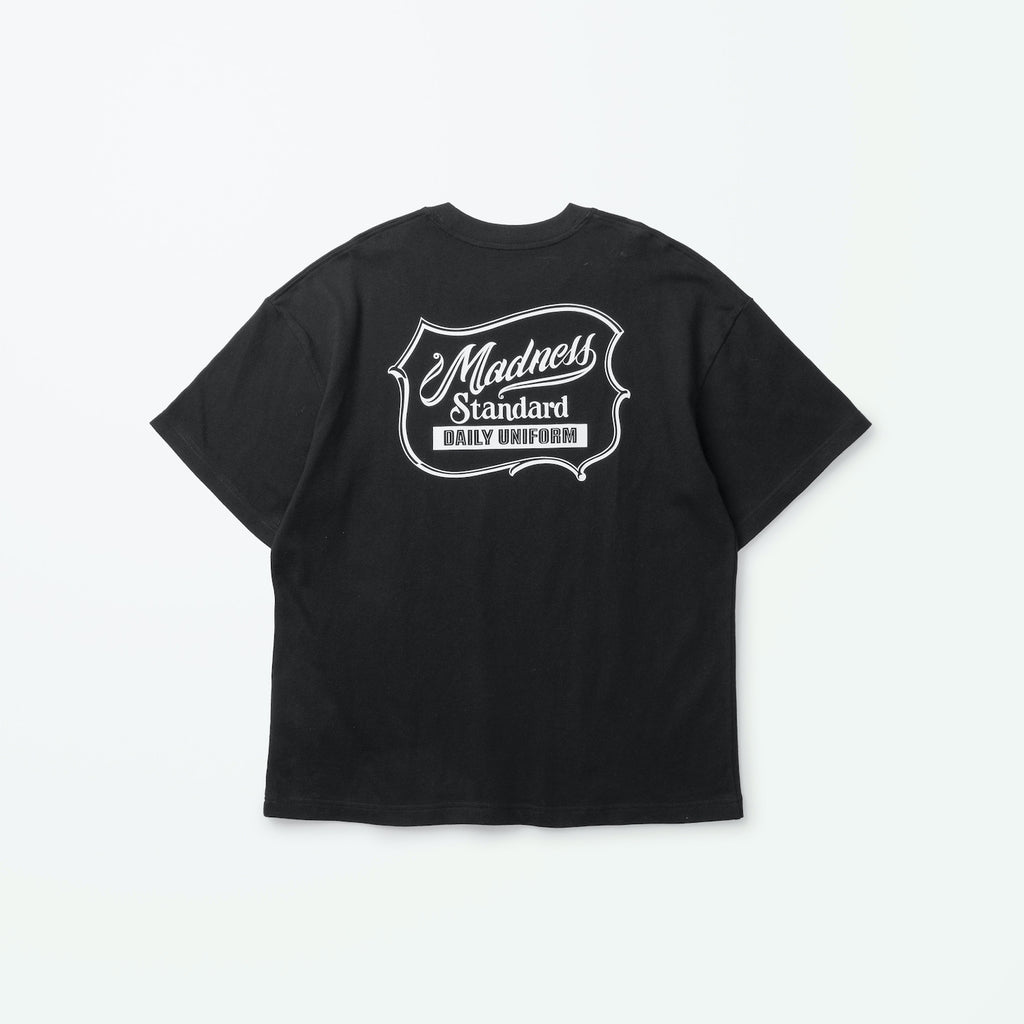 MADNESS BADGE (L) UNIFORM T-SHIRT