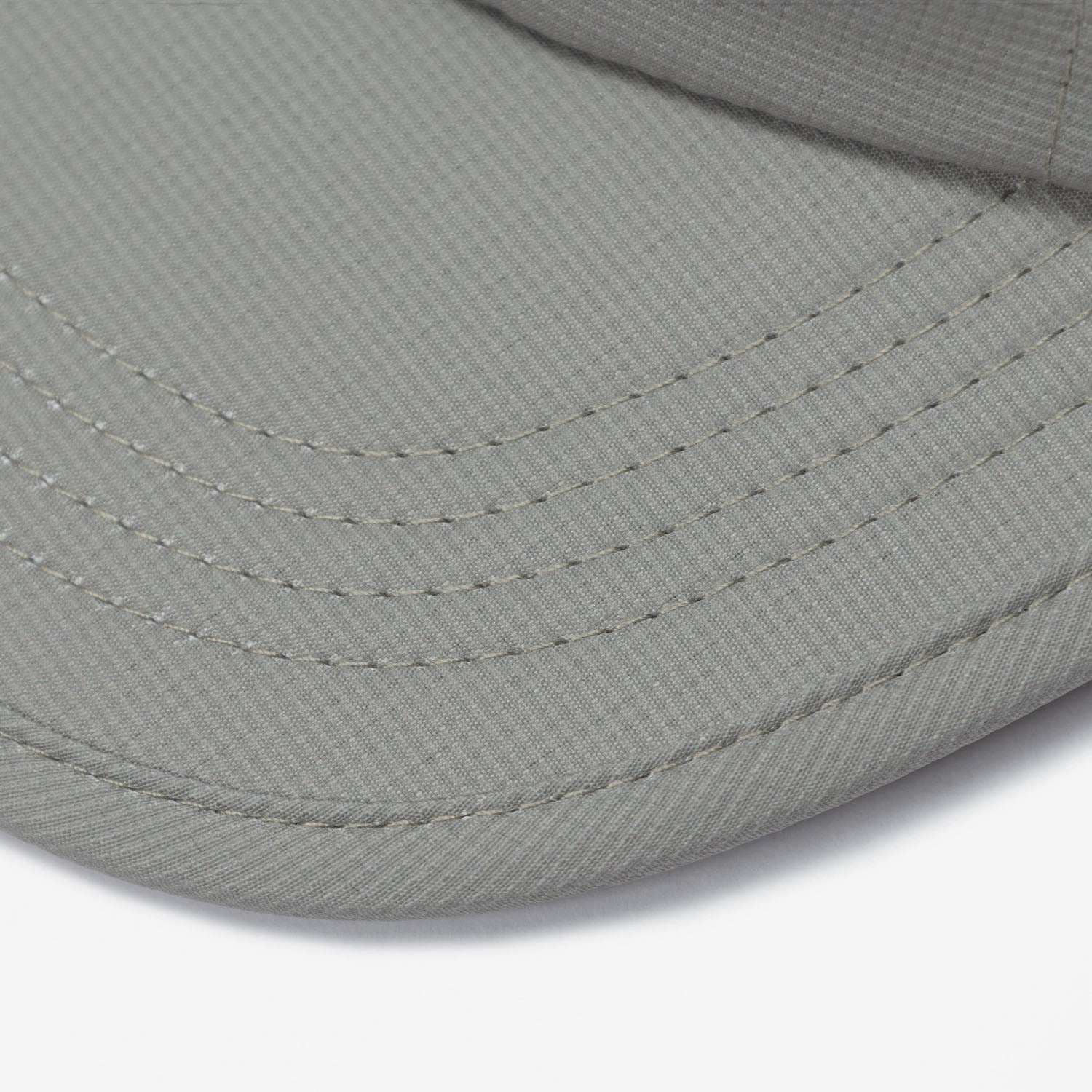 MADNESS STRETCH FEATHER WEIGHT RUNNING CAP