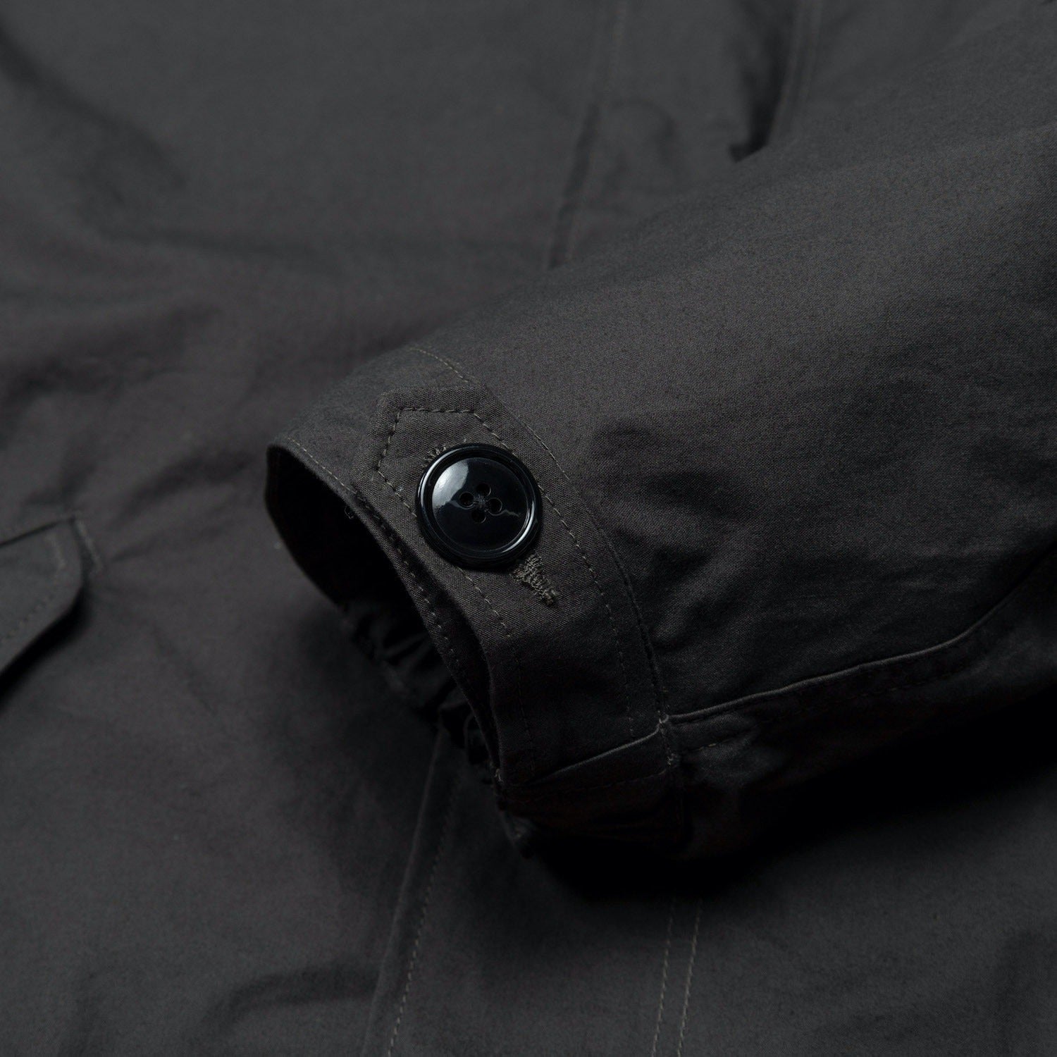 MADNESS CROPPED 65 WIND JACKET