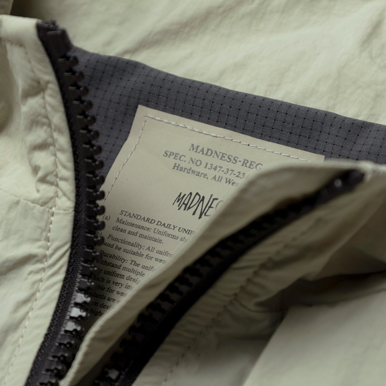 MADNESS V-LINE AF TRAINING JACKET