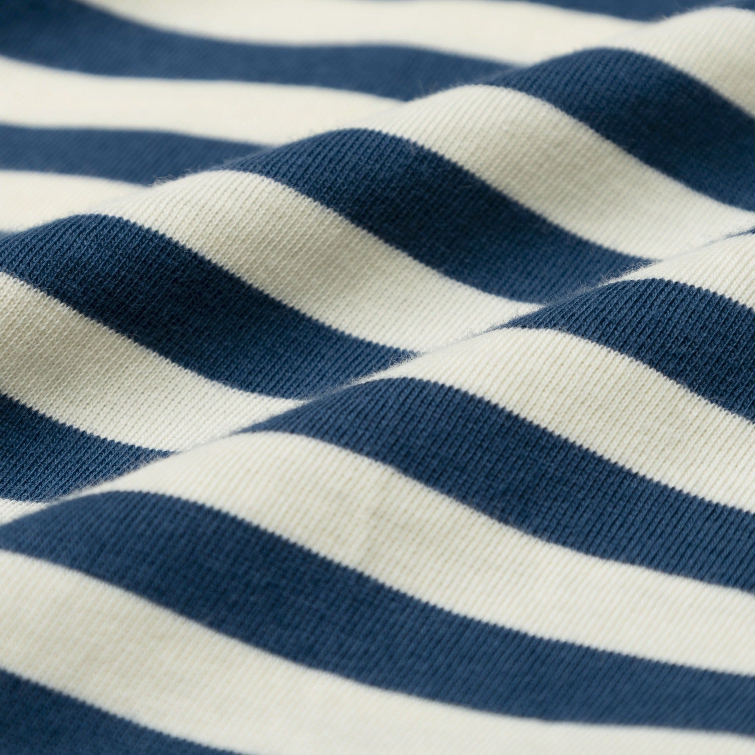 MADNESS STRIPED LABEL TEE